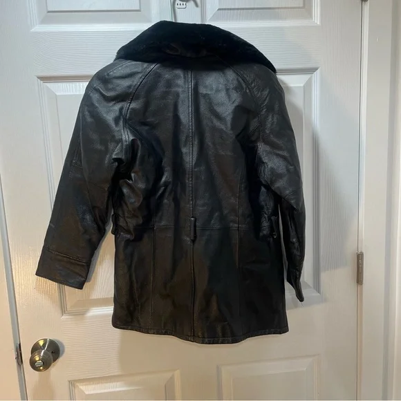 Vintage Black Leather Jacket Faux Fur Old Money Quiet Luxury Size Large Overcoat - Picture 2 of 7
